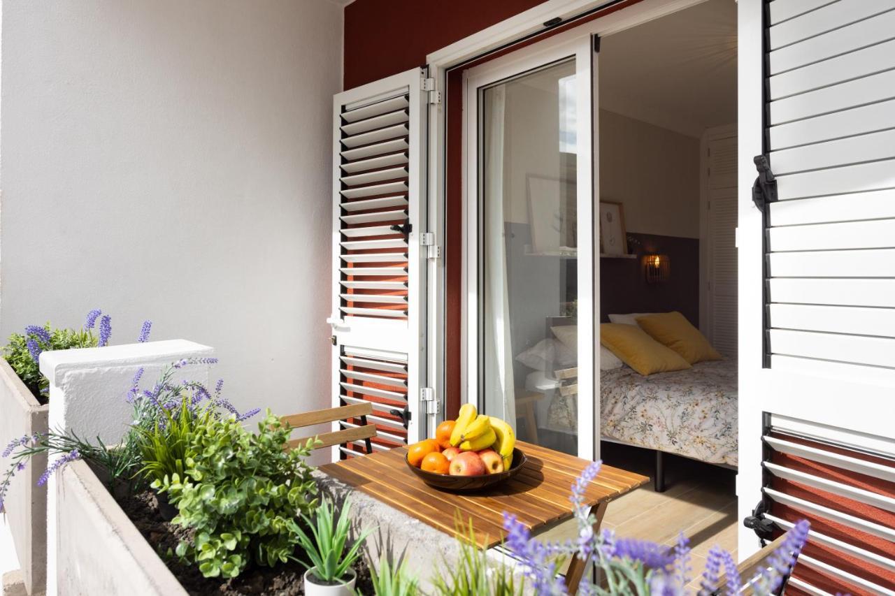Home2Book Stylish Seaside Apt Puertito De Guimar Exterior photo